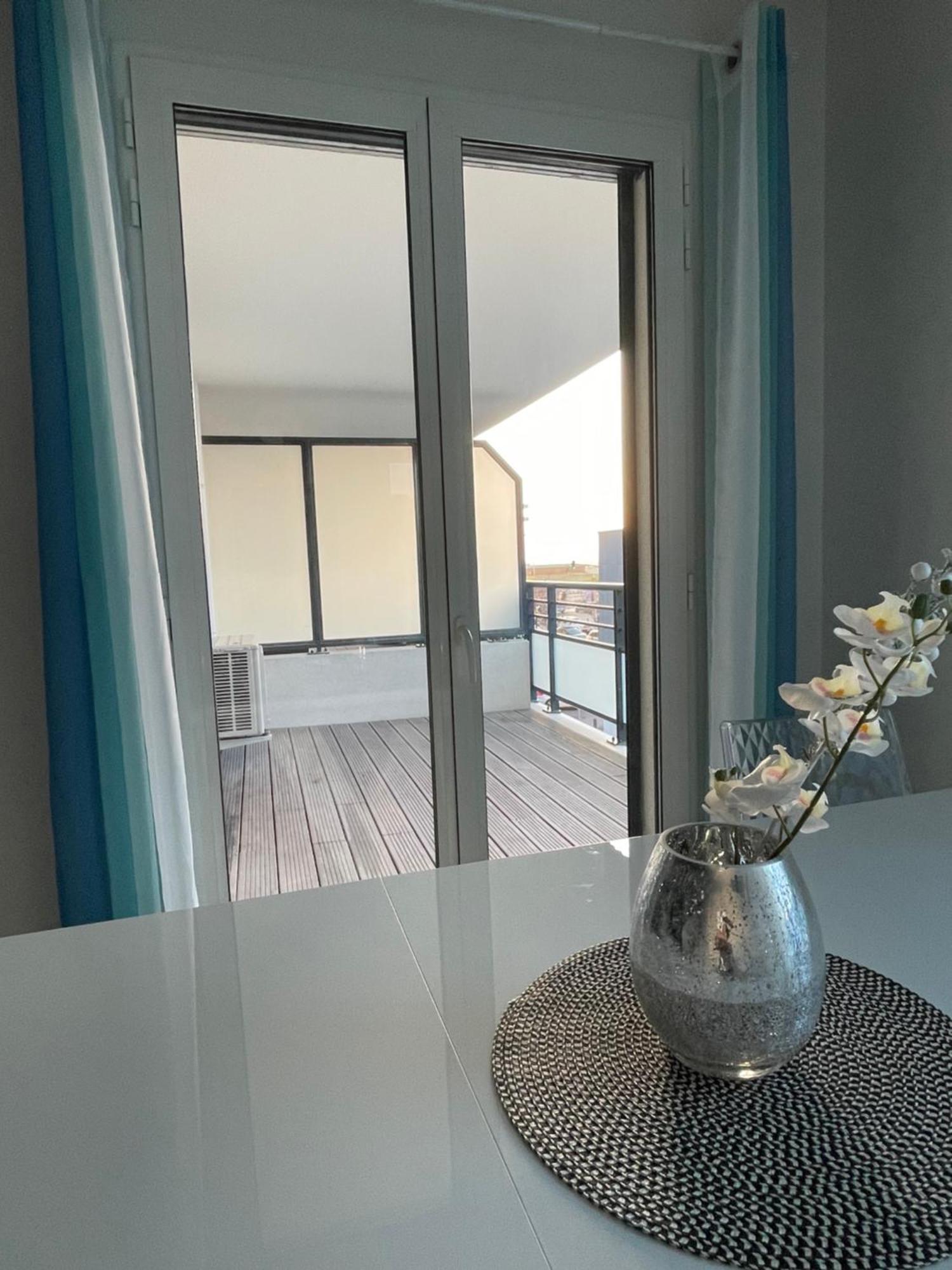 Prado Plage David - Stade Velodrome - Parc Chanot - Luxury Apartment By The Sea Марсель Экстерьер фото