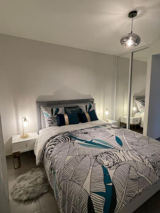 Prado Plage David - Stade Velodrome - Parc Chanot - Luxury Apartment By The Sea Марсель Экстерьер фото