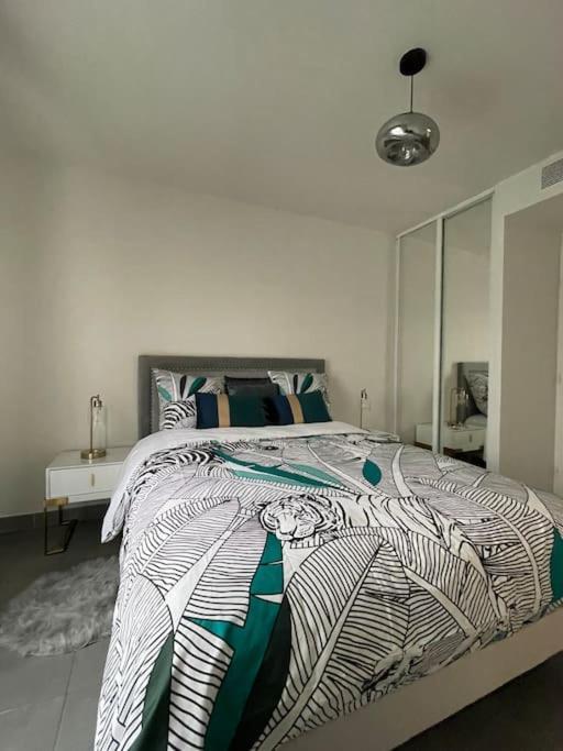 Prado Plage David - Stade Velodrome - Parc Chanot - Luxury Apartment By The Sea Марсель Экстерьер фото